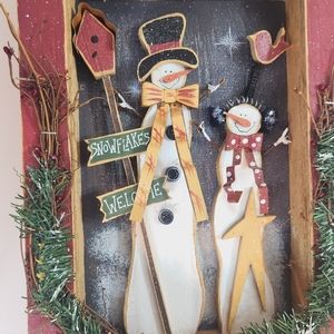 Snowman and Snowwoman Couple in Wood Frame Snowflakes Welcome